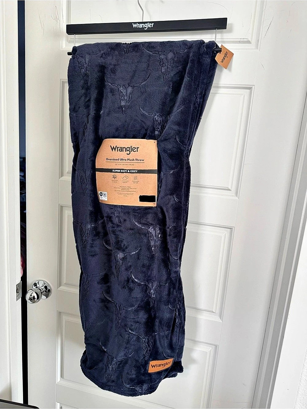 Wrangler Navy blue steer head Oversized Ultra Plush Throw NWT